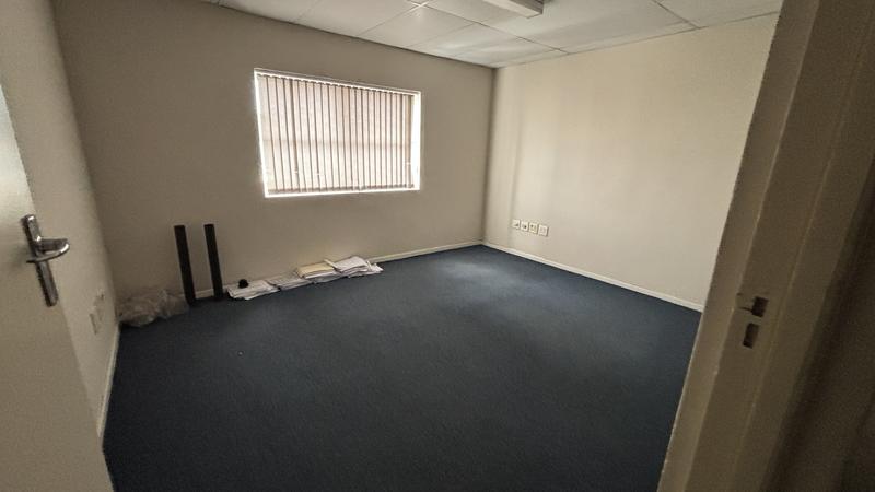 To Let commercial Property for Rent in Marconi Beam Industria Western Cape